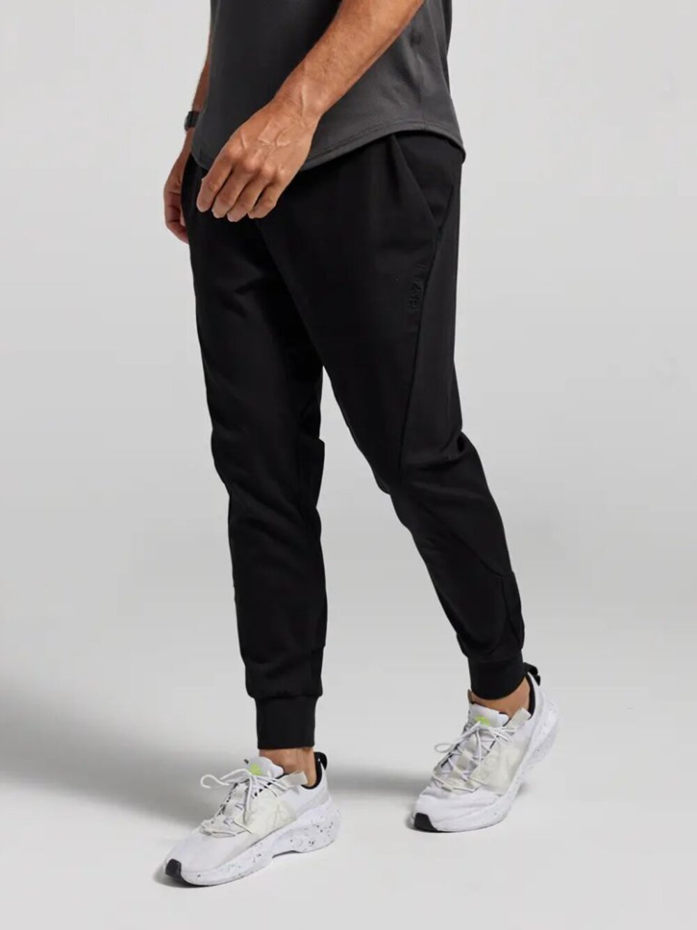 BYLT premium Active Jogger in Black-Sz Medium New with Tags
